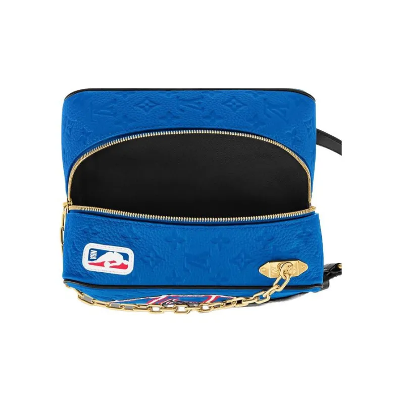 LOUIS VUITTON X Nba Dopp Kit Blue-3