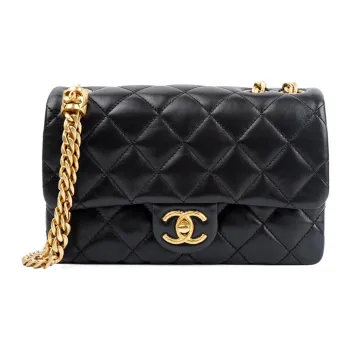 CHANEL 22K Autumn And Winter Crossbody Bags