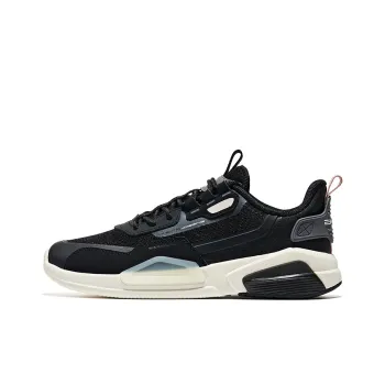 Erke Drifting Cushioned Slip Resistant Abrasion Resistant Low Top Running Shoes Women's Black White