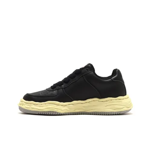 MIHARA YASUHIRO Maison MIHARA YASUHIRO Wayne Leather Low Black Cream Sole