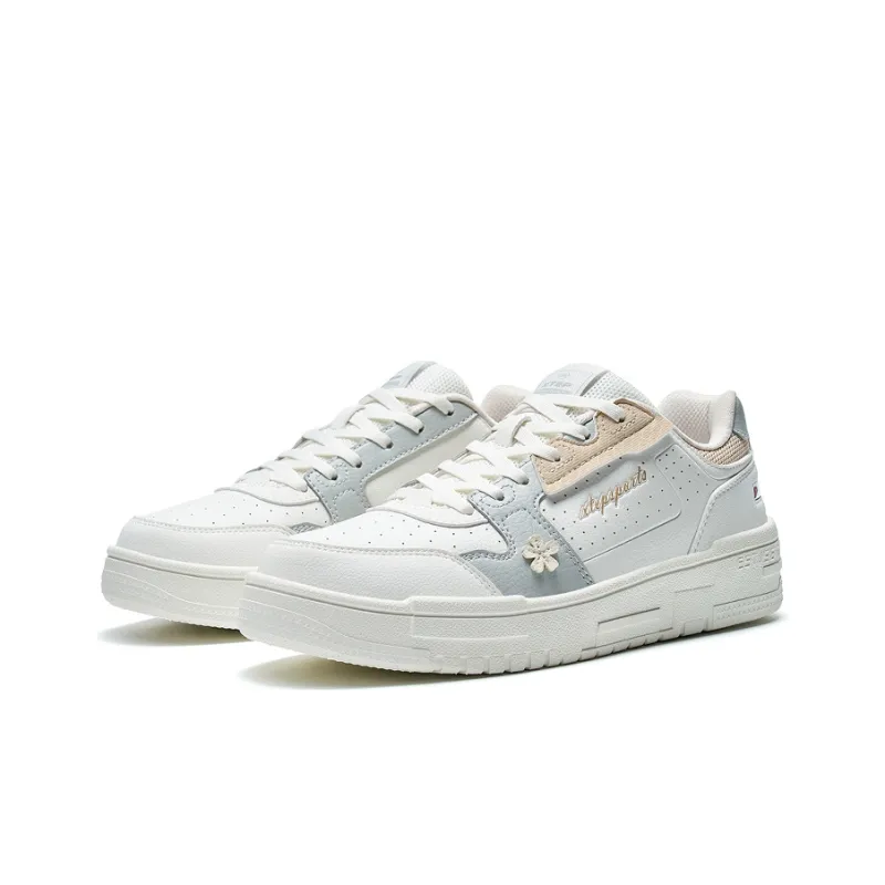 XTEP Alfalfa White Low-Top Skateboard Shoes Women's White Gray-2