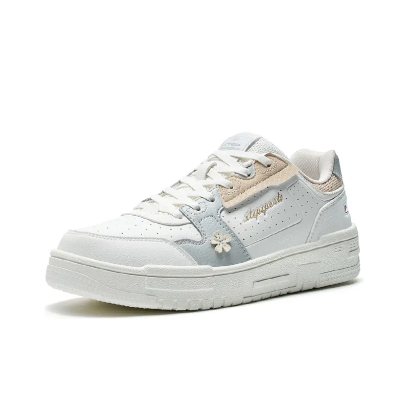 XTEP Alfalfa White Low-Top Skateboard Shoes Women's White Gray-1