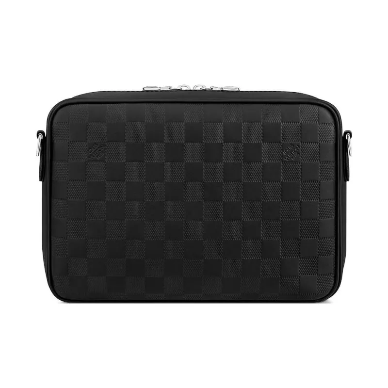 LOUIS VUITTON Sirius Messenger-2