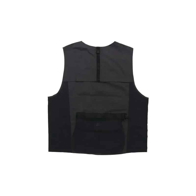 Nike SPORTSWEAR TECH PACK Vests Men Black-1