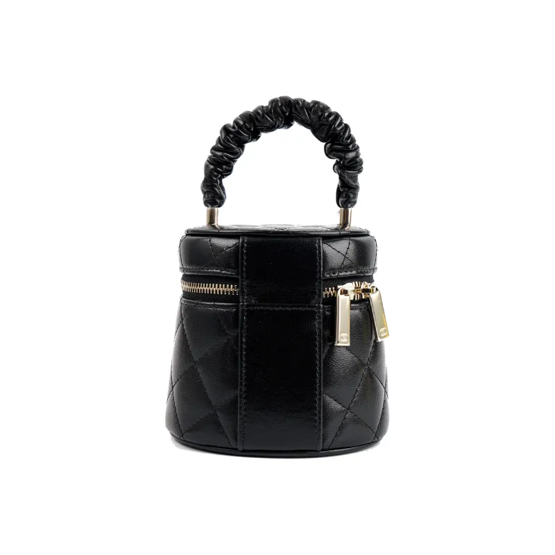 CHANEL Lambskin Handbag, Makeup Bag, Includes Makeup Mirror Trumpets Women's Black-2