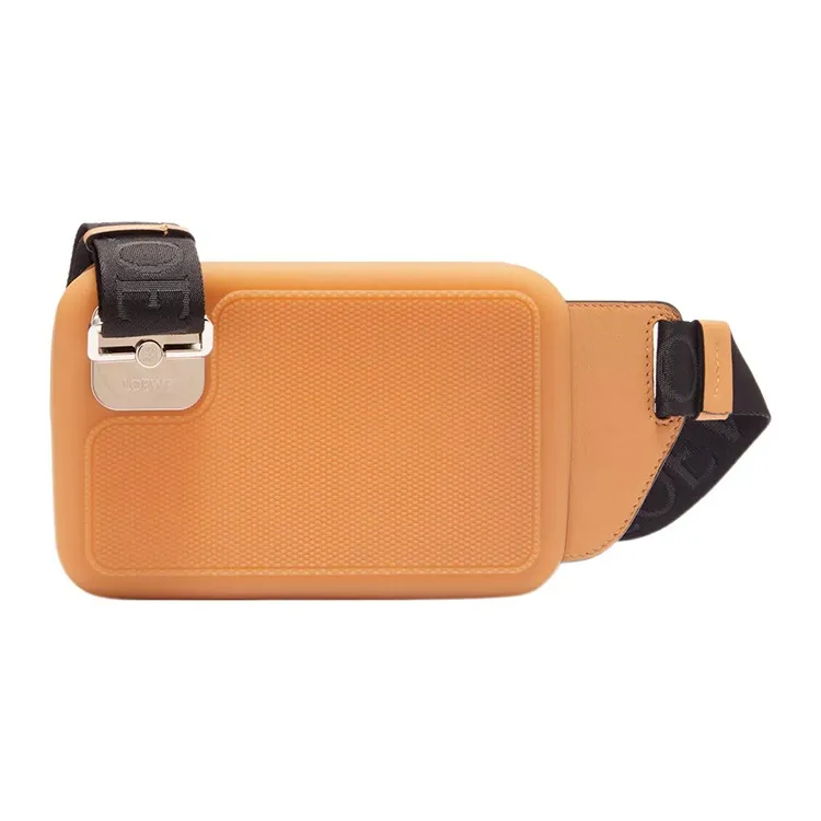 LOEWE Molded Sling In Diamond Rubber And Calfskin Natural/Black-3