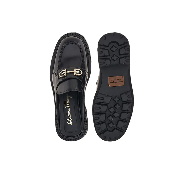 FERRAGAMO Gancini Closed Toe Slippers Women's Black-4