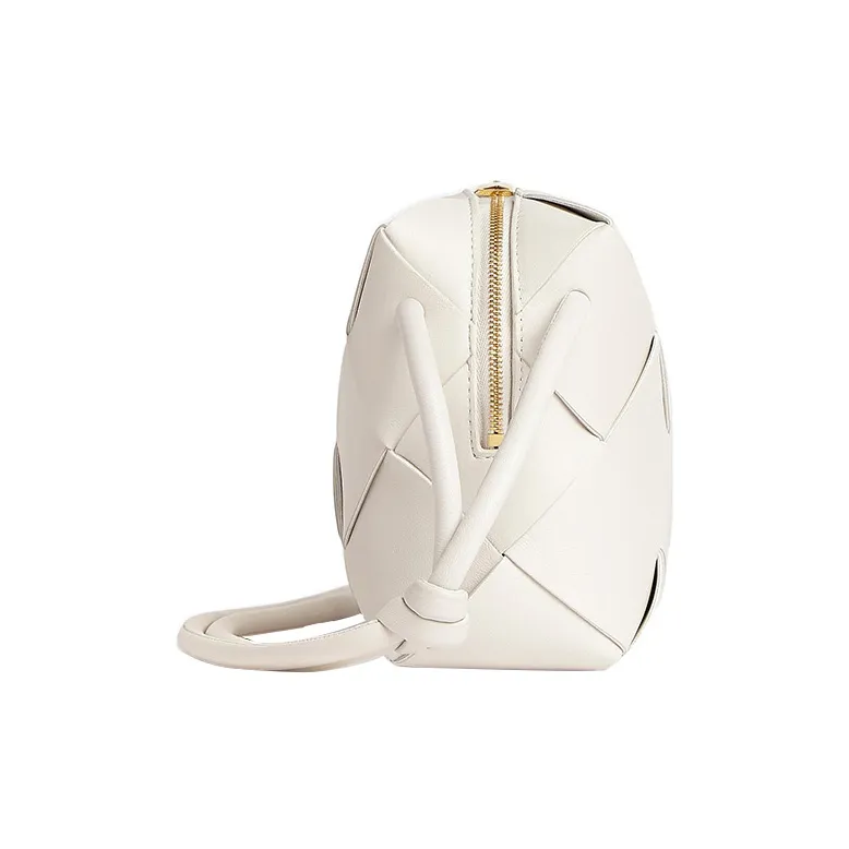 Bottega Veneta CASSETTE Sheepskin Camera Bag Shoulder Bag Crossbody Bag Small Size Women's White-1