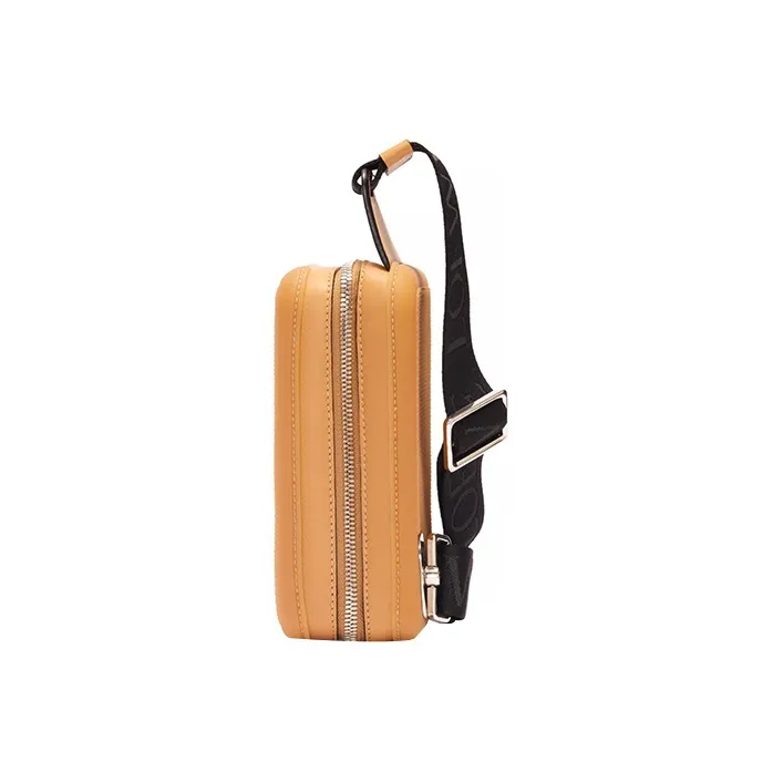 LOEWE Molded Sling In Diamond Rubber And Calfskin Natural/Black-2