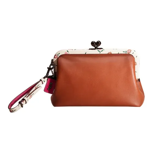 COACH Kisslock Glove Tanned Leather Wrist Bag Clutch Small Size Women's Saddle
