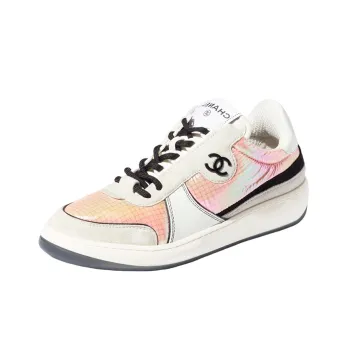 CHANEL Low Top Stylish Skateboarding Shoes Women's Light Gray