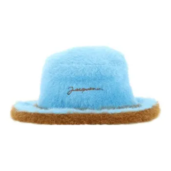Jacquemus Le Bob Neve Fluffy Bucket Hat