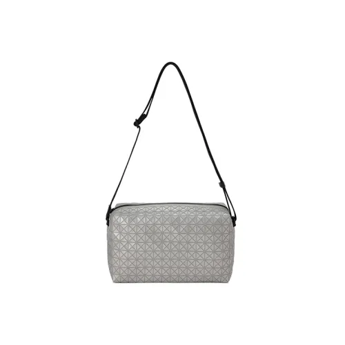 ISSEY MIYAKE Kuro Polyurethane Camera Bag Shoulder Bag Crossbody Bag Unisex Silver