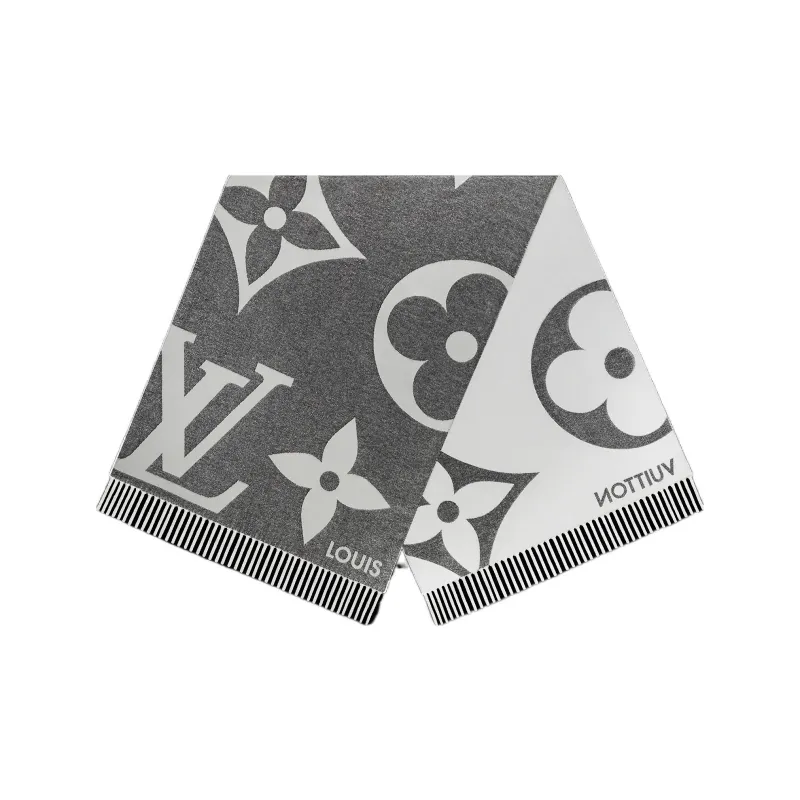 LOUIS VUITTON Ultimate Shine Scarf-0