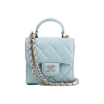 CHANEL Handbags