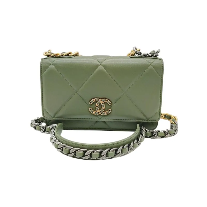 CHANEL 19Bag Crossbody Bags-0