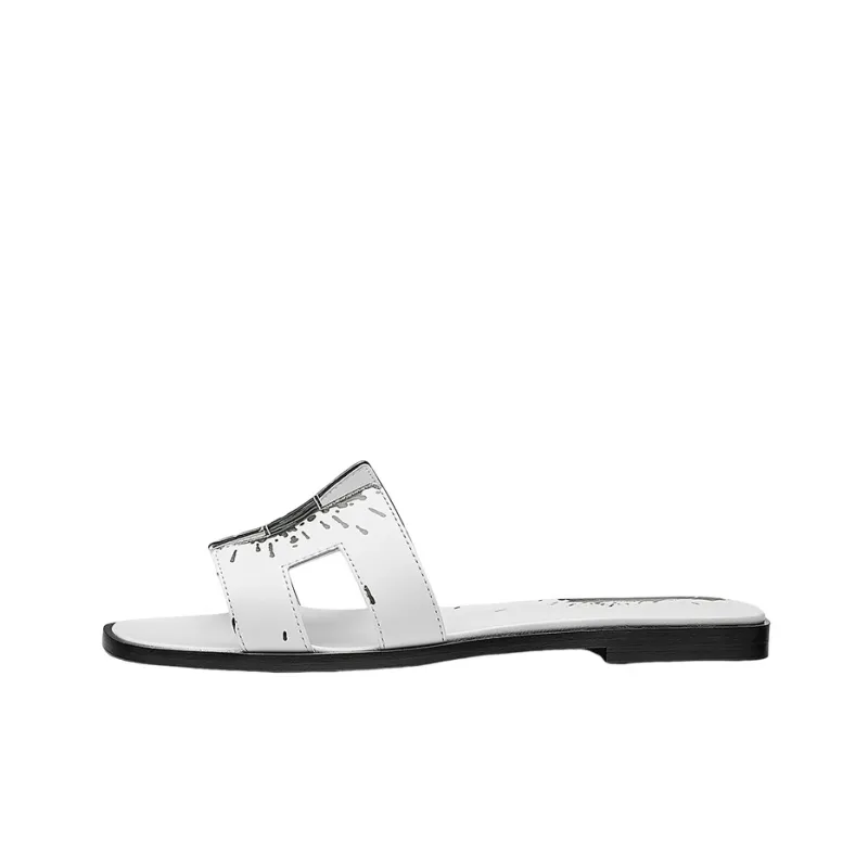 HERMES Oran Odor Resistant Slide Slippers Women's White-0