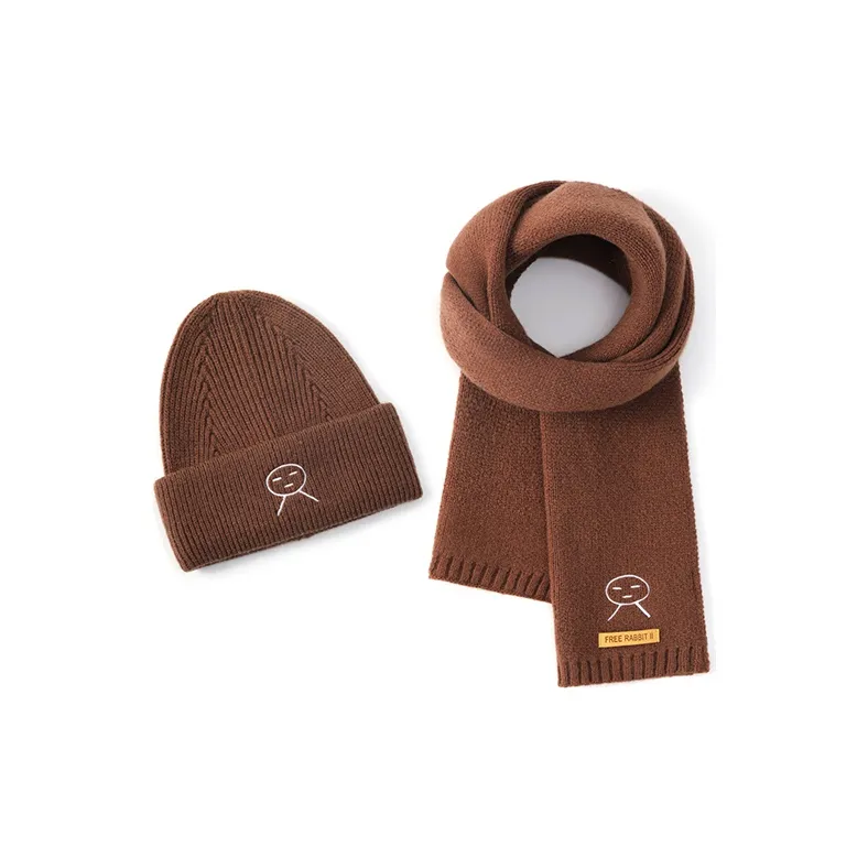 FREE RABBITⅡ Plush Yarn Set Unisex-4