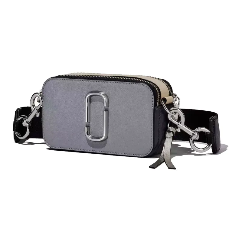 MARC JACOBS The Snapshot Wolf Grey Multi-1