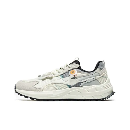 Erke Vibrant Fashionable Comfortable Anti Slip Wear Resistant Low Top Casual shoes had Men's White Gray