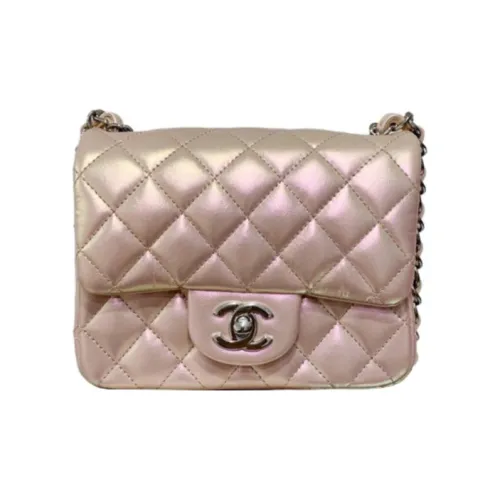 CHANEL Classic Flap CF Shoulder Bags