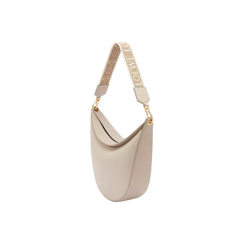 LOEWE Women Luna Shoulder Bag - POIZON