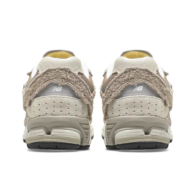 New Balance 2002R Protection Pack Driftwood-3