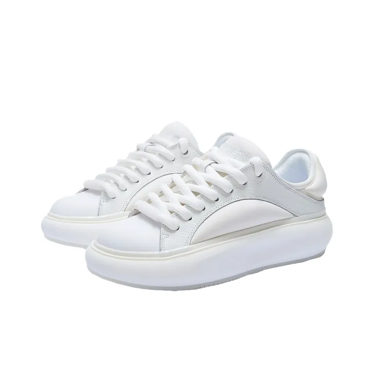 LiNing Yun You C4D Anti Slip And Wear Resistant Lightweight Low Top Sports Casual Shoes Women's Ivory-1
