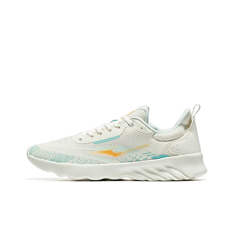 Erke High Speed Low-Top Running Shoes Men's White Light Blue-0