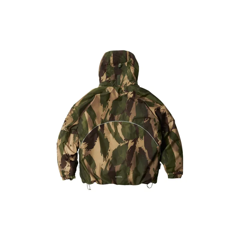 PALACE Gore Tex Infinium Loft Jacket 'Camo'-1