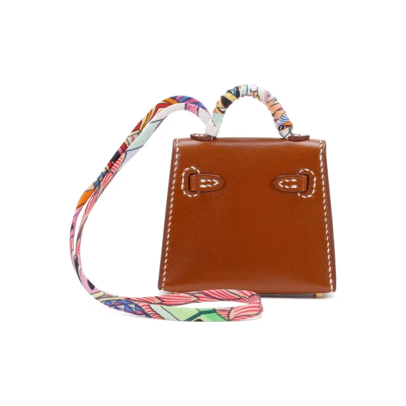HERMES Kelly Twilly Tadelakt Bullock Leather Pendant Bag Accessory Unisex Gold Brown-4