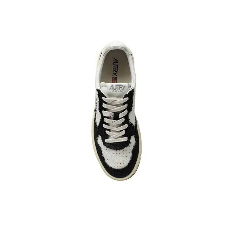 AUTRY Medalist Low Goatskin 'White Black'-2