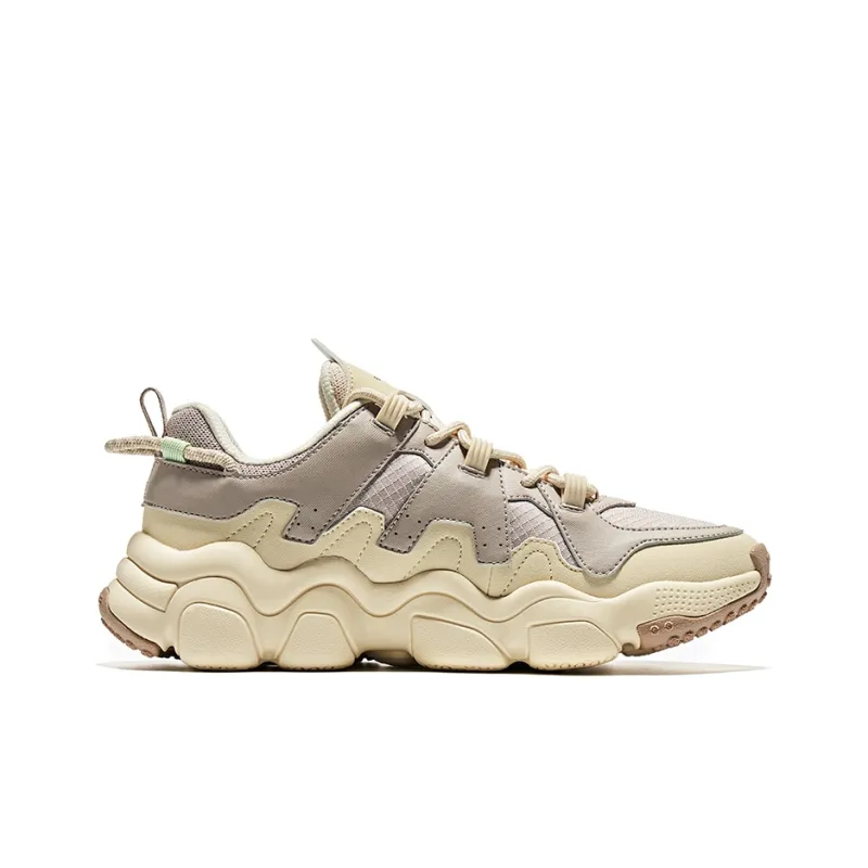 Erke Casual Shoes Women's Low Top Pearl Milk Tea/Warm Linen-1