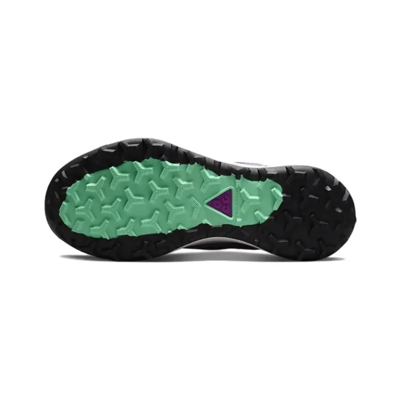 Nike Acg Lowcate Smoke Grey Dark Smoke Grey Vivid Purple-5