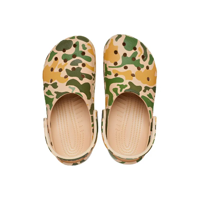 Crocs Classic Printed Camo Clog 'Khaki Green'-2