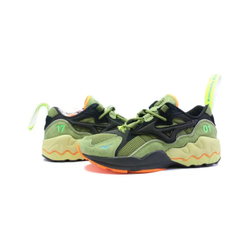 Mizuno 24 Karats X Mita X Wave Rider 1-2