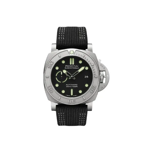 PANERAI Men SUBMERSIBLE Collection Swiss Watch