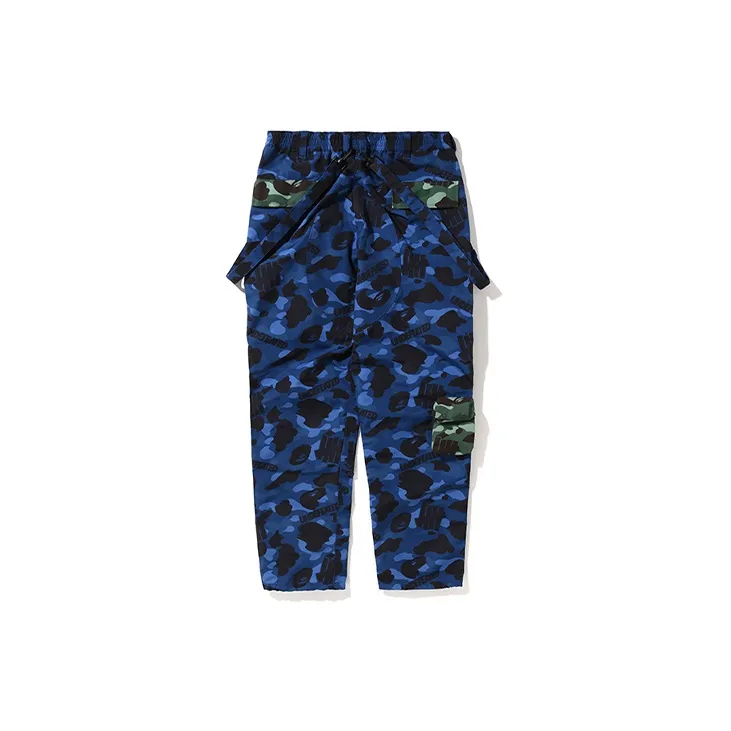 A BATHING APE X UNDEFEATED Camo Multi Pouch Pocket Pants-2