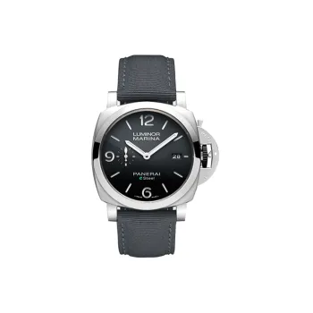 PANERAI Men LUMINOR LUMINO Collection Watch