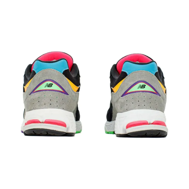 New Balance 2002R Dtlr Masquerade-3