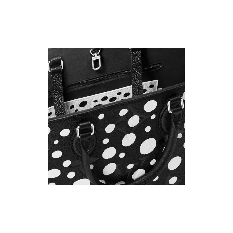 LOUIS VUITTON X Yayoi Kusama OnTheGo Mm Black/White-5