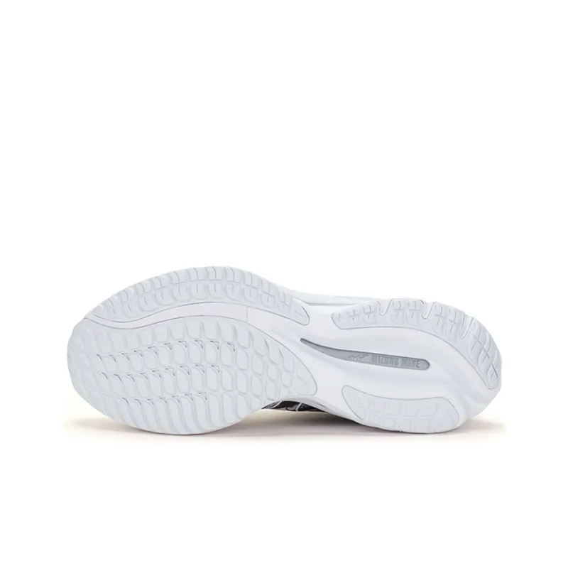 Mizuno Wave Rider 26 'White Black'-5