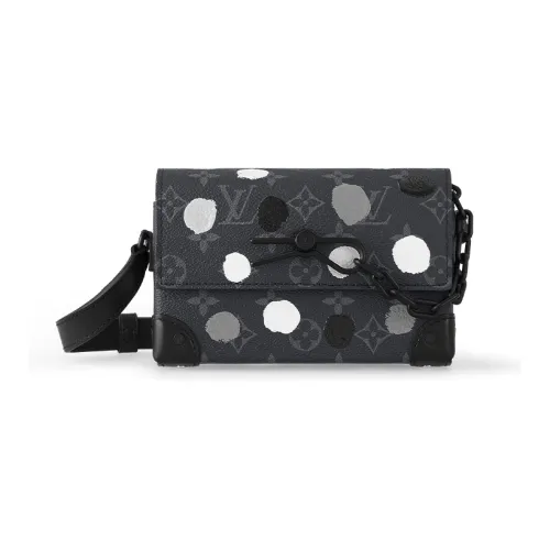 LOUIS VUITTON X Yayoi Kusama Steamer Wearable Wallet Monogram Eclipse Black/Silver