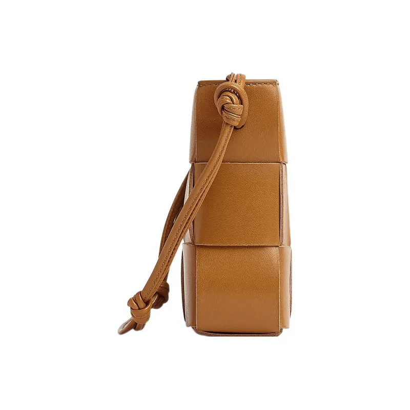 Bottega Veneta Cassette Pouch On Strap Intreccio Camel-2