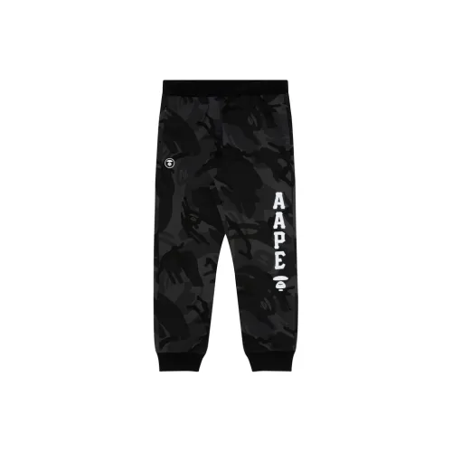 Aape Knitted Sweatpants Men Black Camouflage BKZ