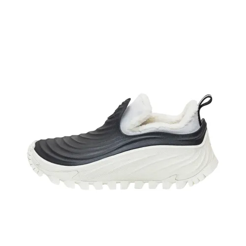 Moncler Casual Shoes Men Low-Top Black/White