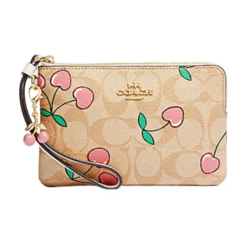 COACH Heart Artificial Leather Wrist Bags Clutches Small Size Women's Khaki