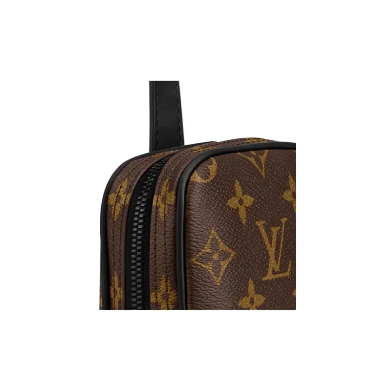 LOUIS VUITTON Utility Harness Monogram Brown-3
