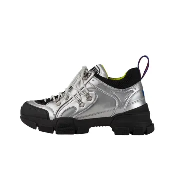 GUCCI Flashtrek Leather Sneakers