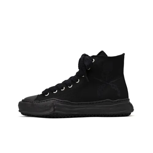 Mastermind JAPAN X Roar x MIHARA YASUHIRO Peterson Stylish Skateboarding Shoes Unisex Black